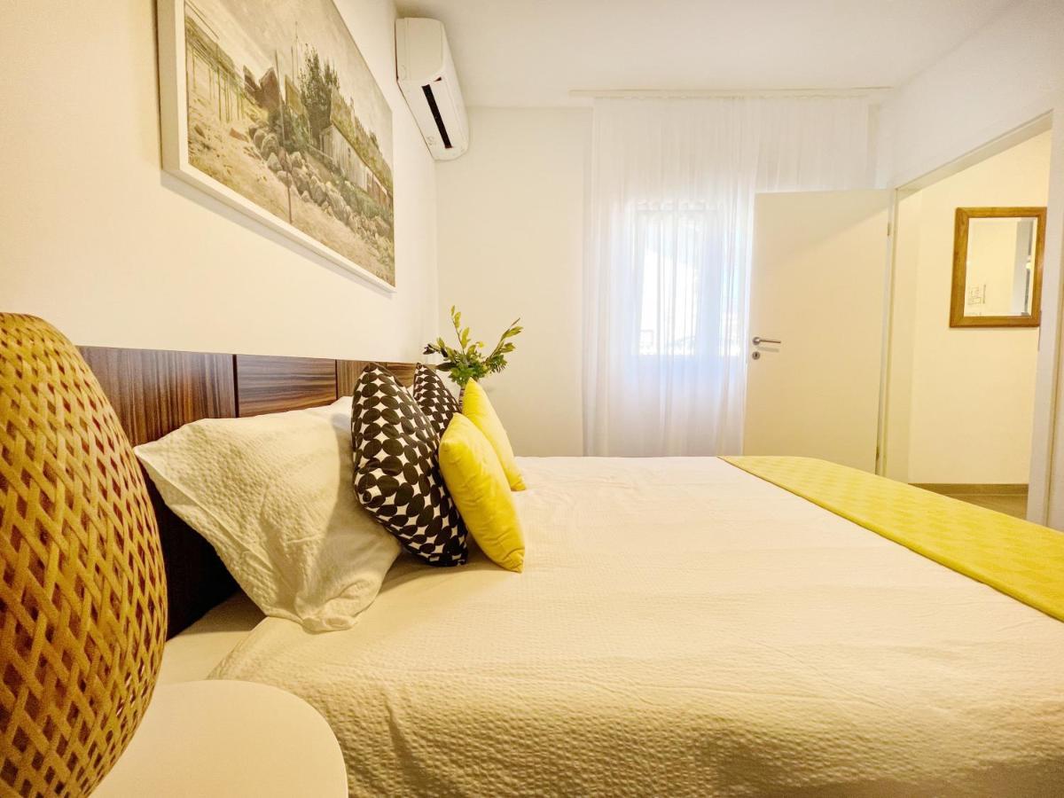 Apartments Teodora Maria Novigrad Istria Exteriör bild