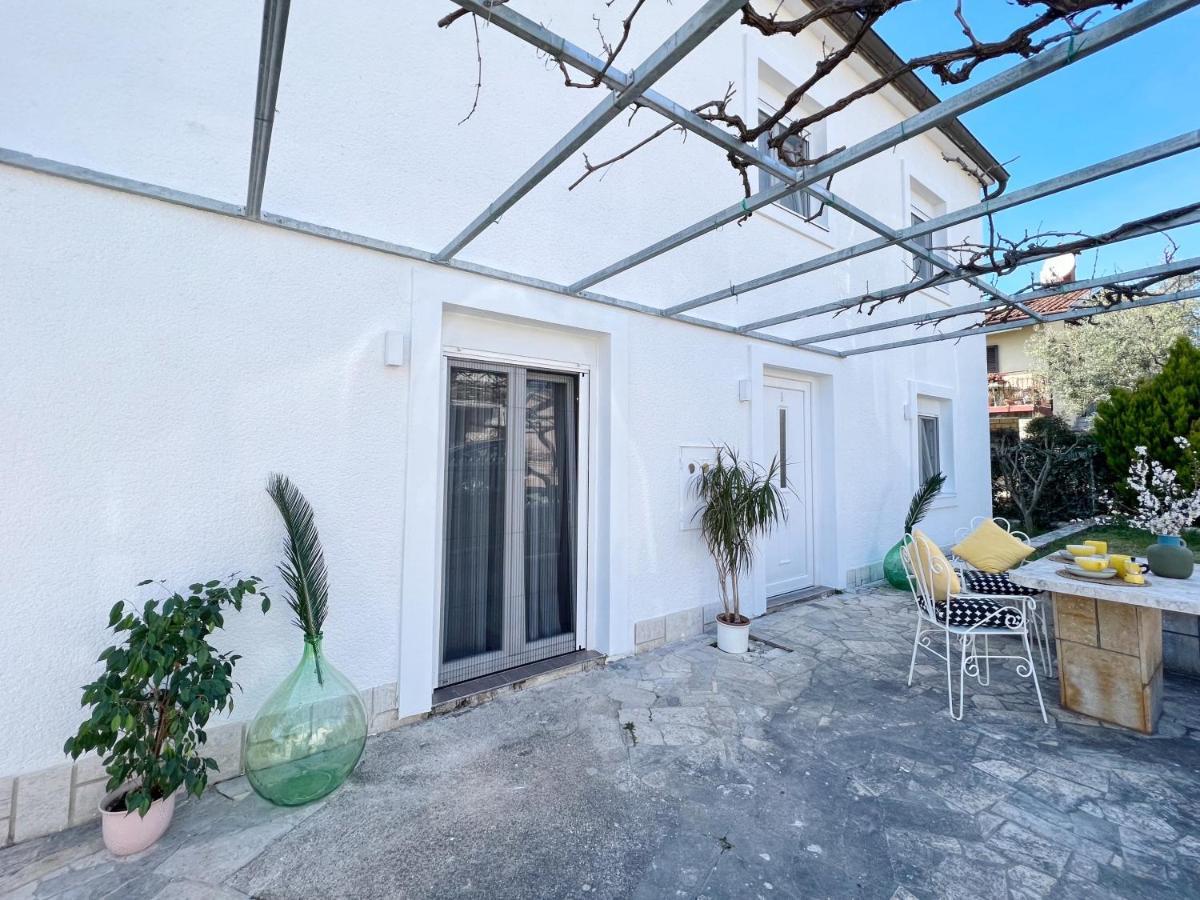 Apartments Teodora Maria Novigrad Istria Exteriör bild