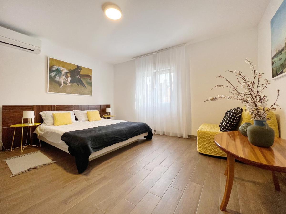 Apartments Teodora Maria Novigrad Istria Exteriör bild