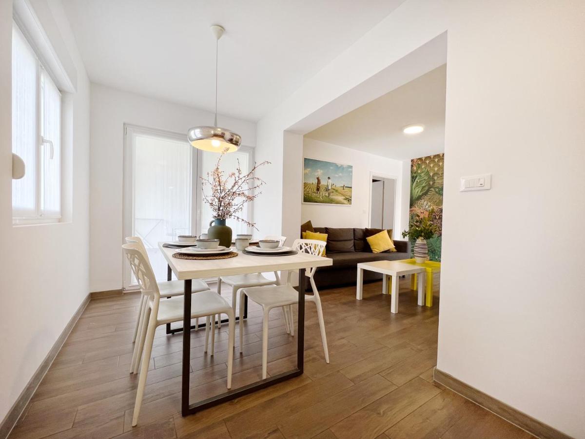 Apartments Teodora Maria Novigrad Istria Exteriör bild